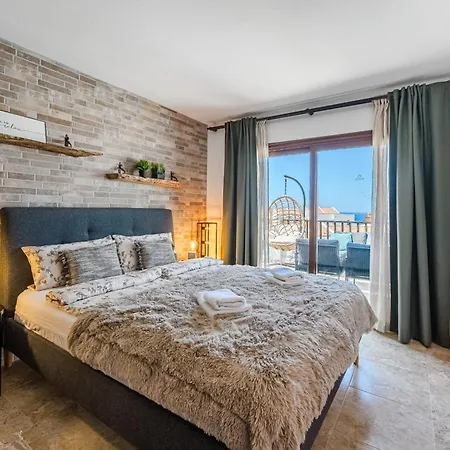 Apartamento Paradise Golden San Eugenio